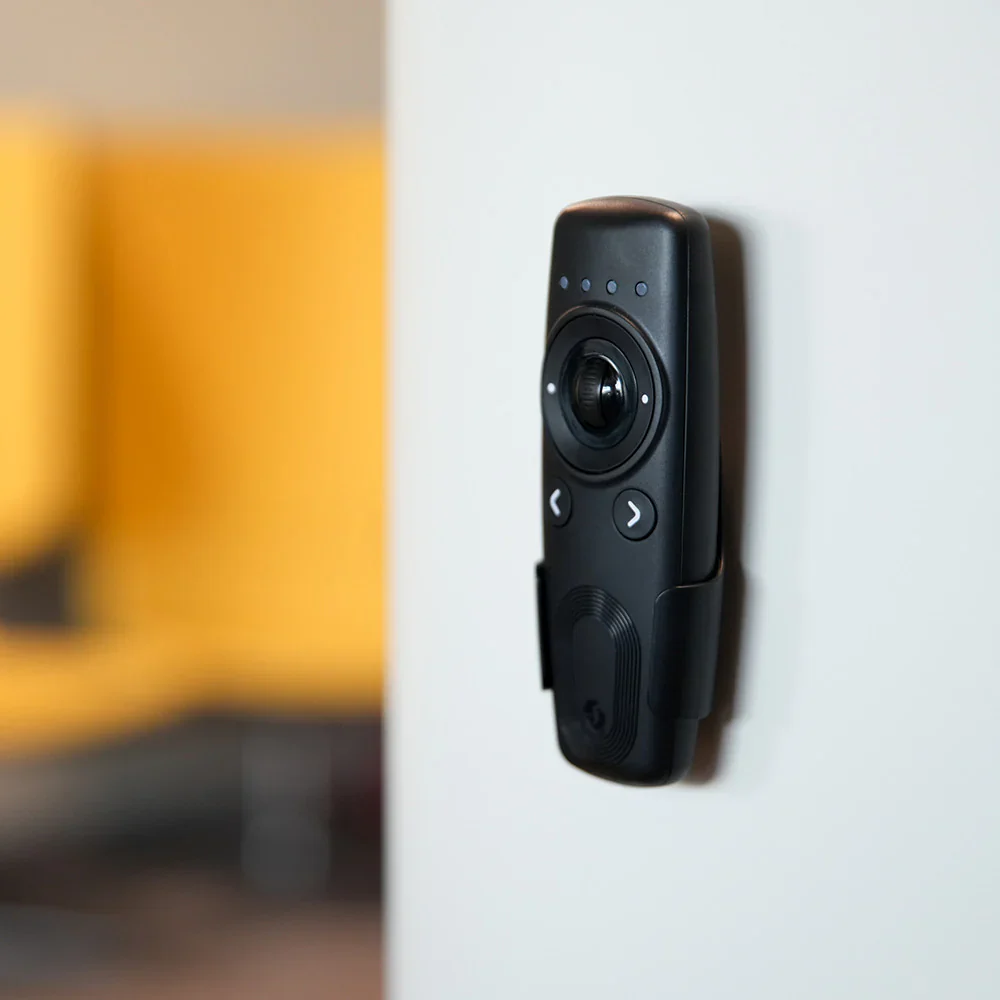 Shelly BLU Remote Control ZB - Telecomando smart Zigbee e Bluetooth per il controllo immediato di luci, tapparelle e scenari - Image 5